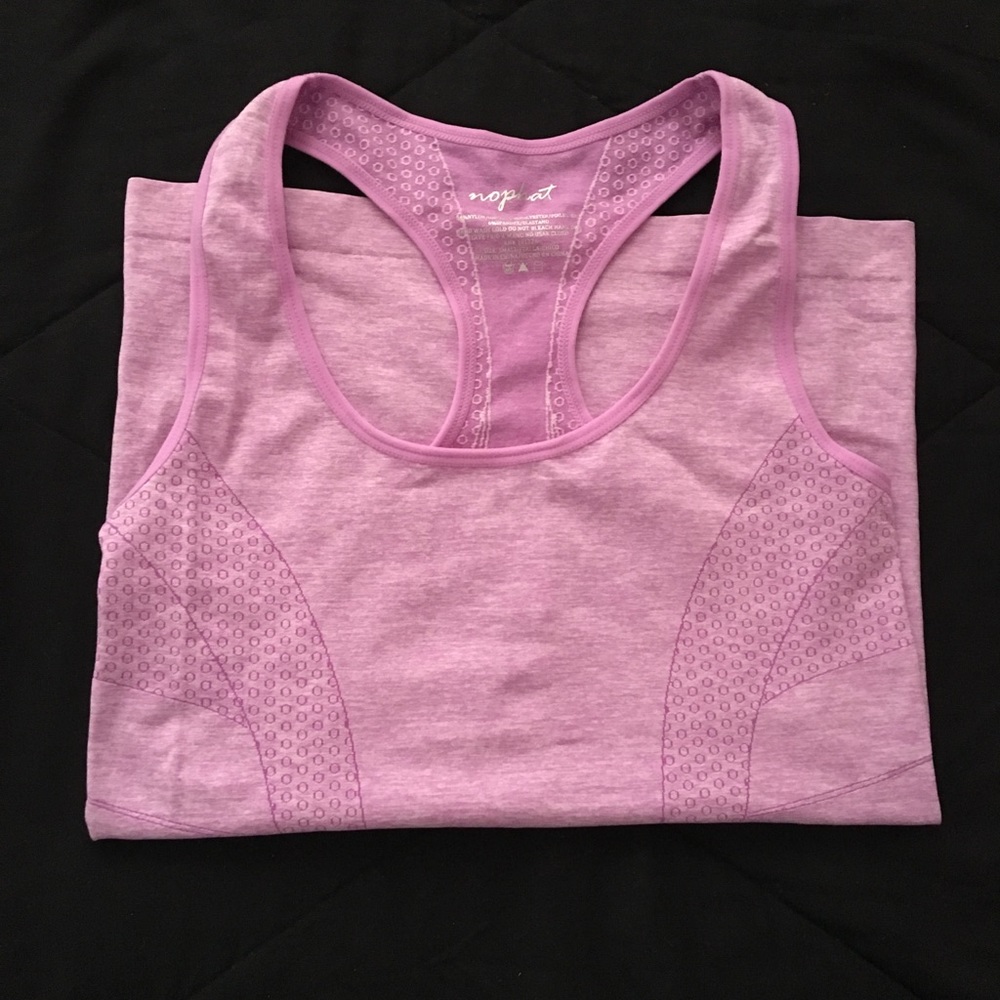 gym shirt / running shirt / tank top